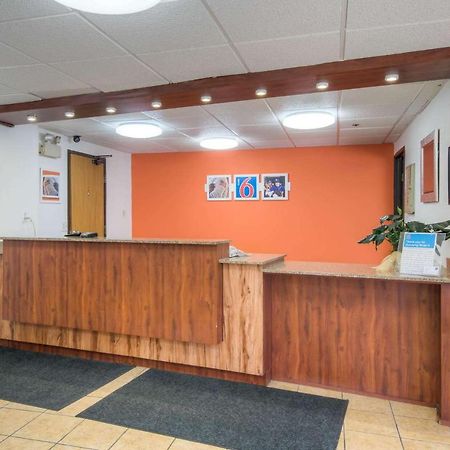 Motel 6-Bridgeview, Il Luaran gambar