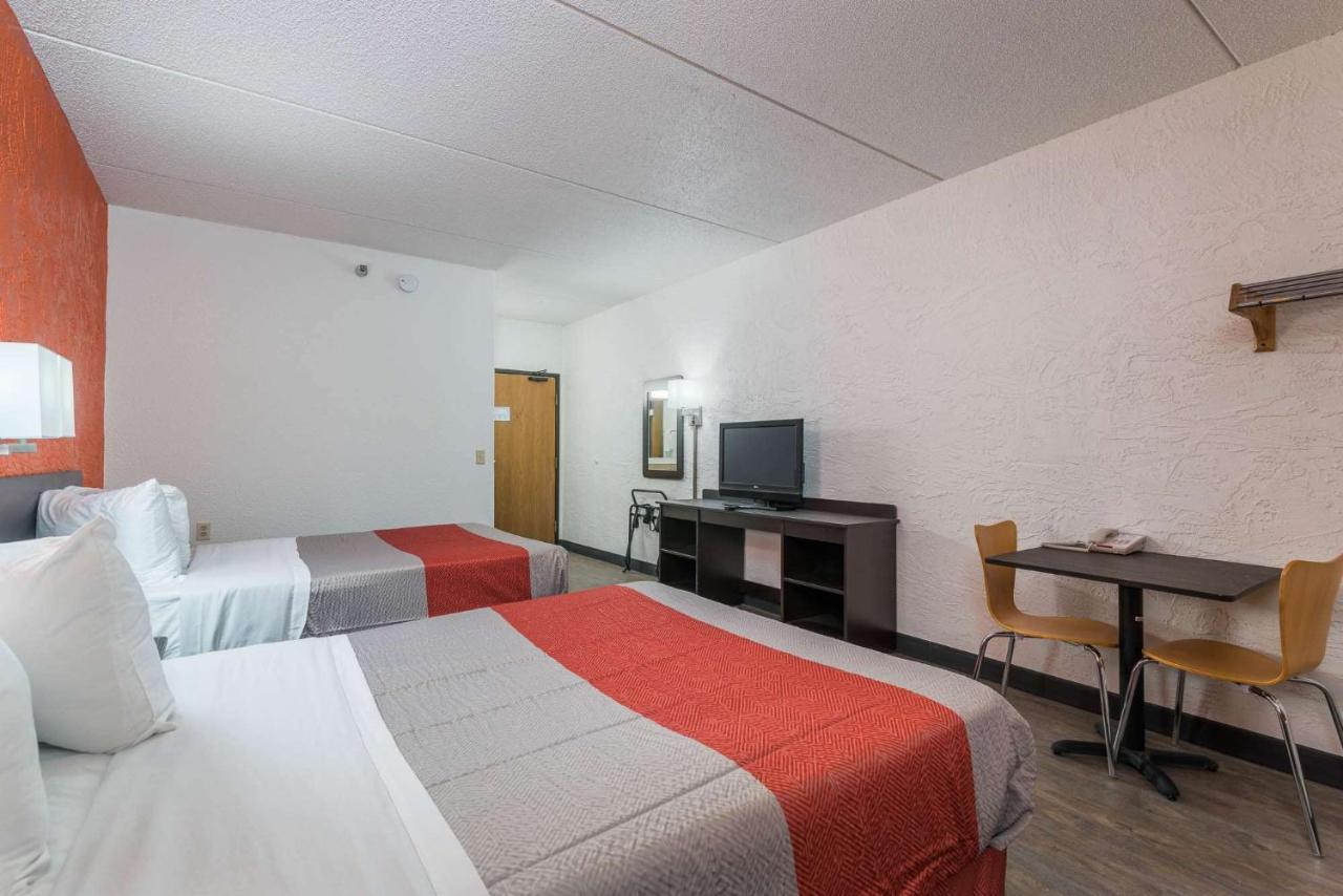 Motel 6-Bridgeview, Il Luaran gambar