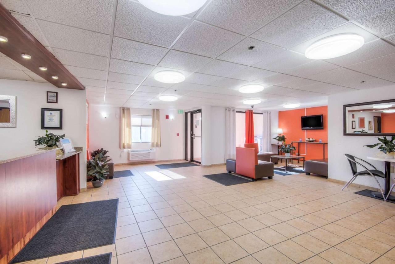 Motel 6-Bridgeview, Il Luaran gambar