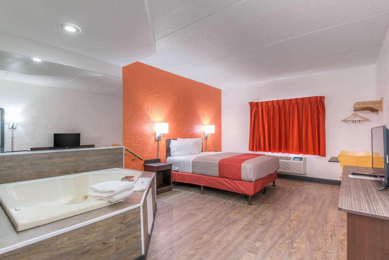 Motel 6-Bridgeview, Il Luaran gambar