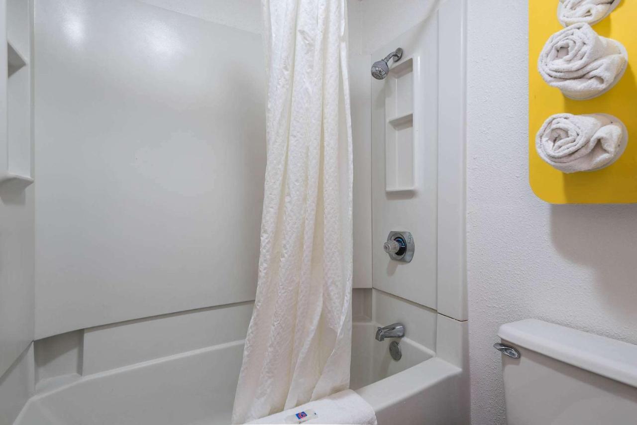 Motel 6-Bridgeview, Il Luaran gambar